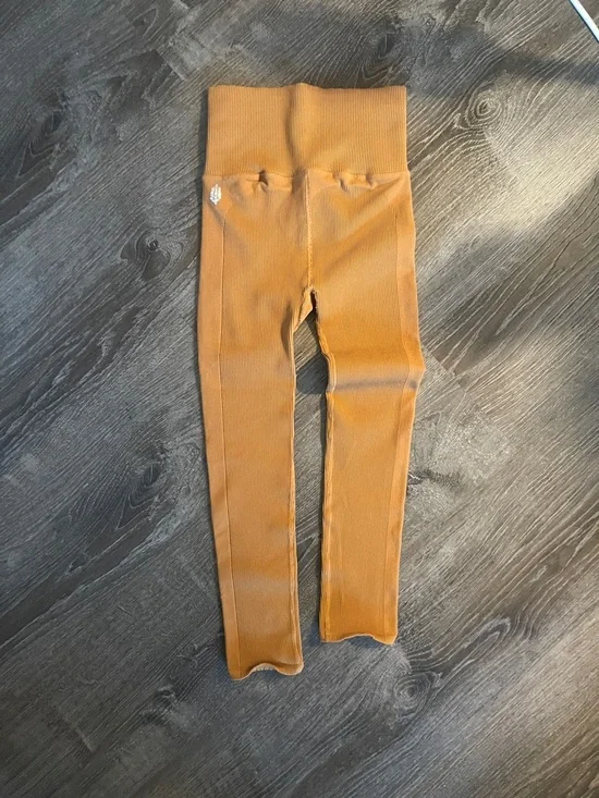 free people FP movement, happiness runs ultra high rice, leggings, sizeM/L - Picture 2 of 6